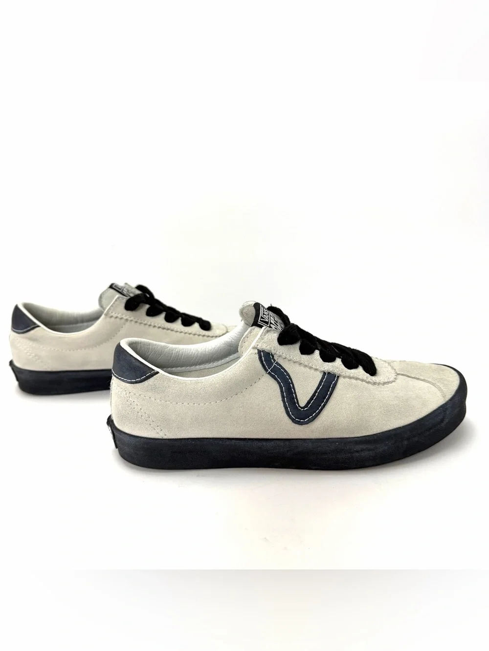 Vans Off The Wall Suede Sneakers Cream Black Gum Sole Women’s US 7.5 Men’s 6